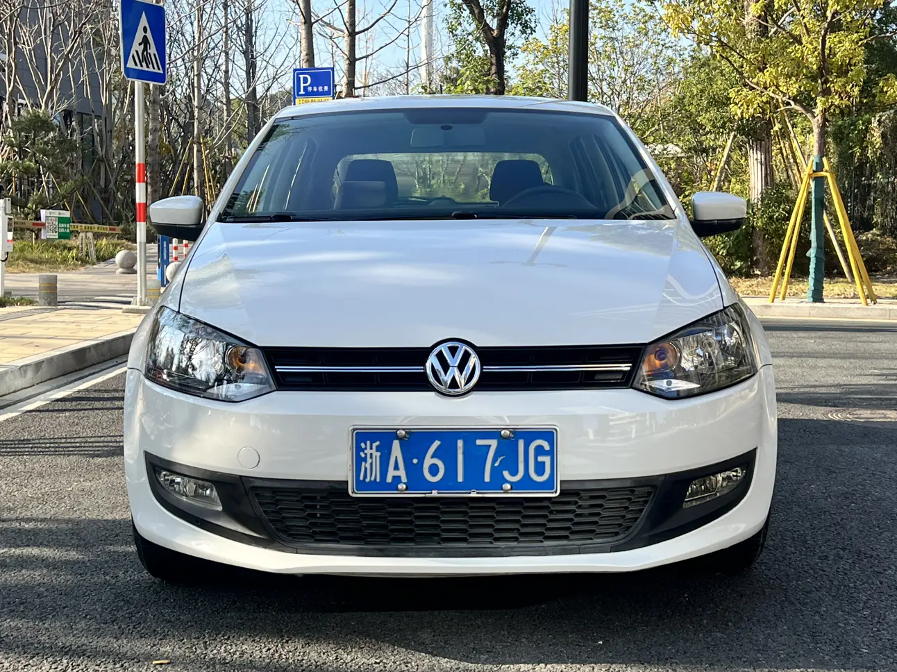 Volkswagen Polo  из Китая