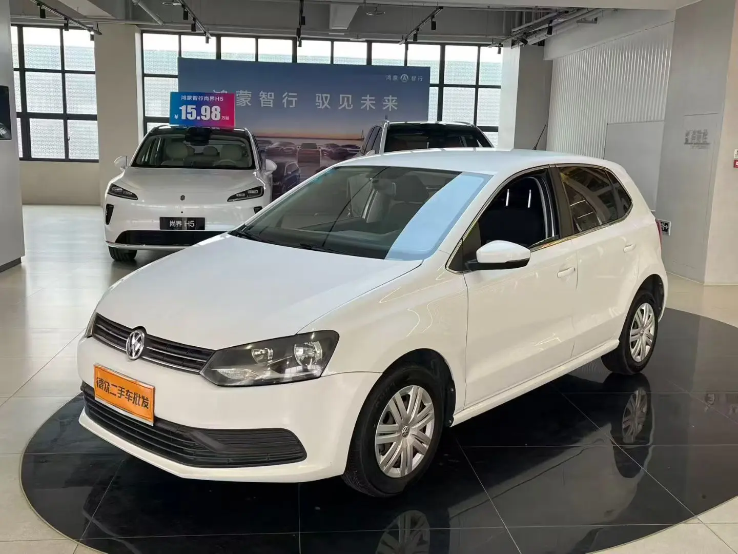 Volkswagen Polo  из Китая