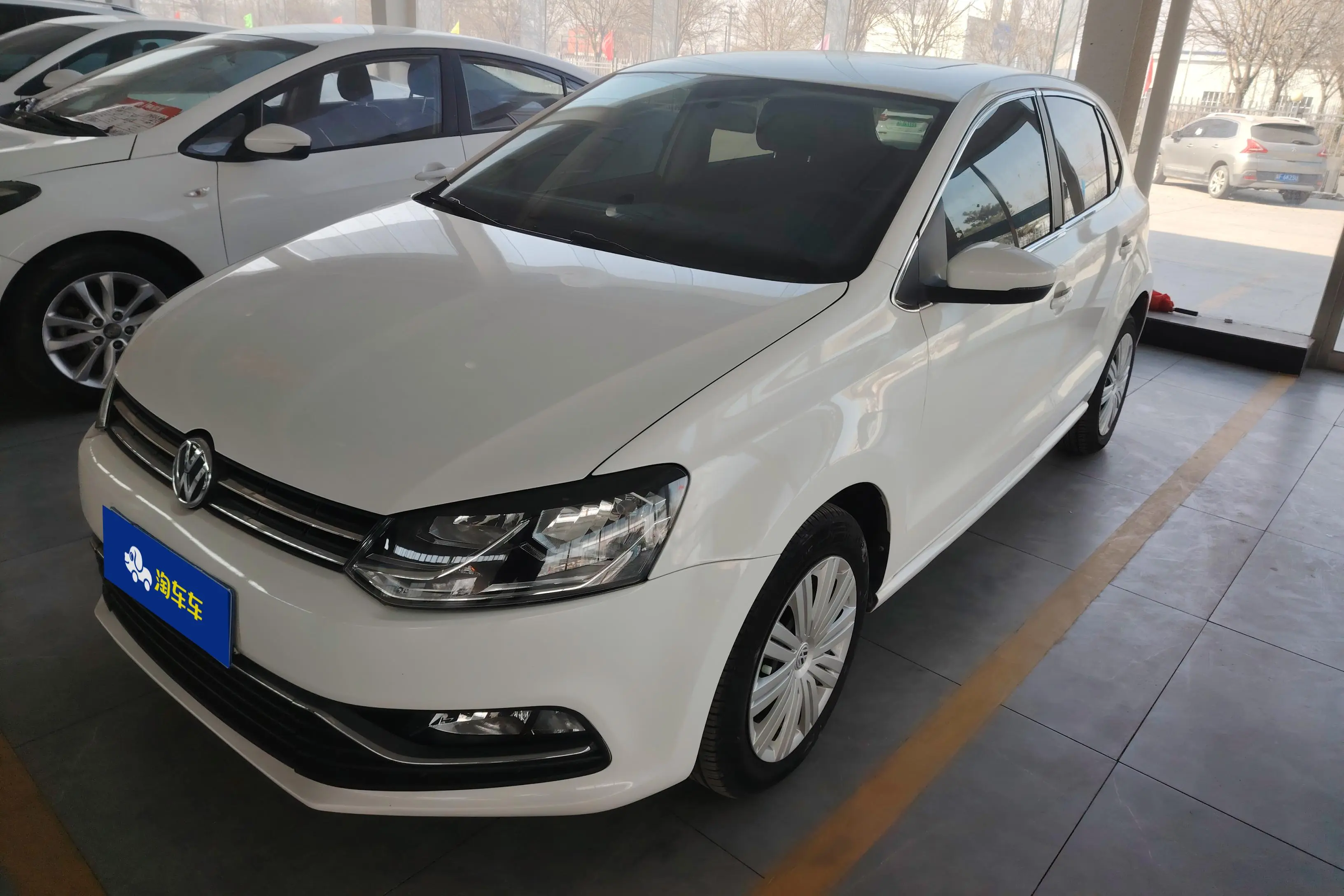 Volkswagen Polo  из Китая
