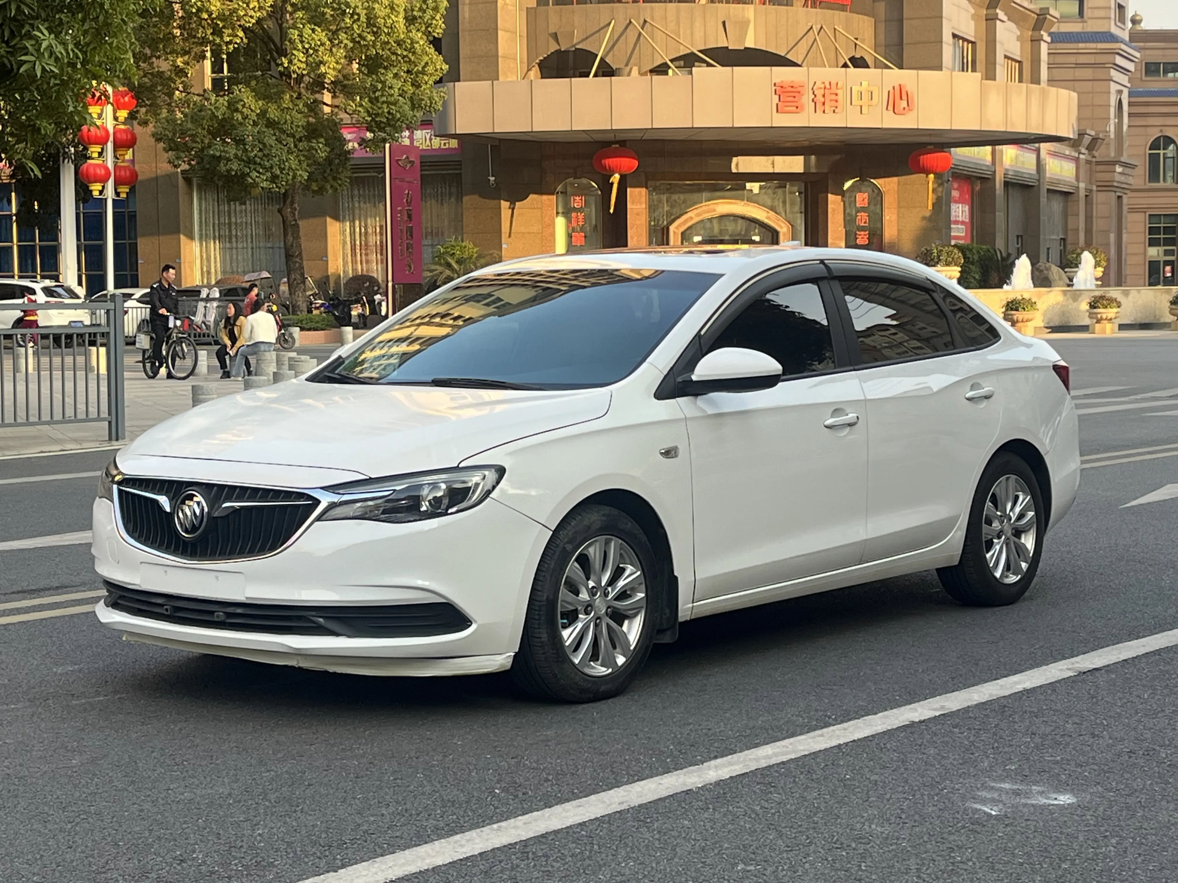 Buick Yinglang