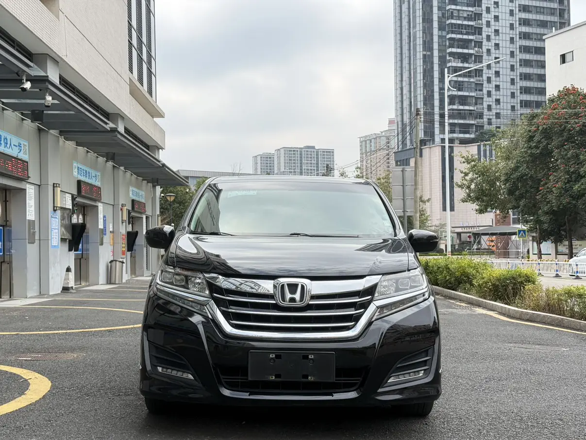 Honda Elysion (Alison)  из Китая