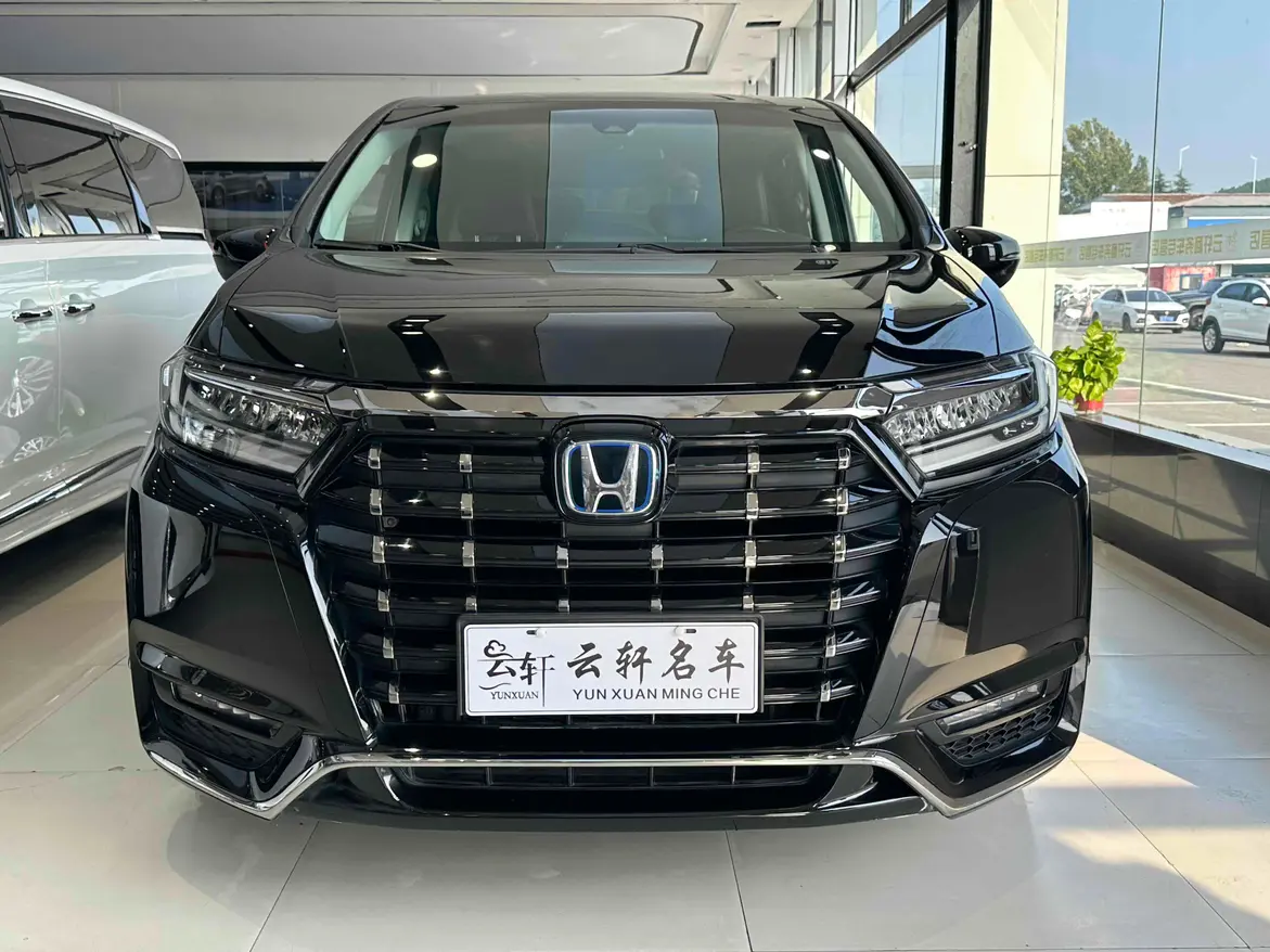 Honda Elysion (Alison)  из Китая