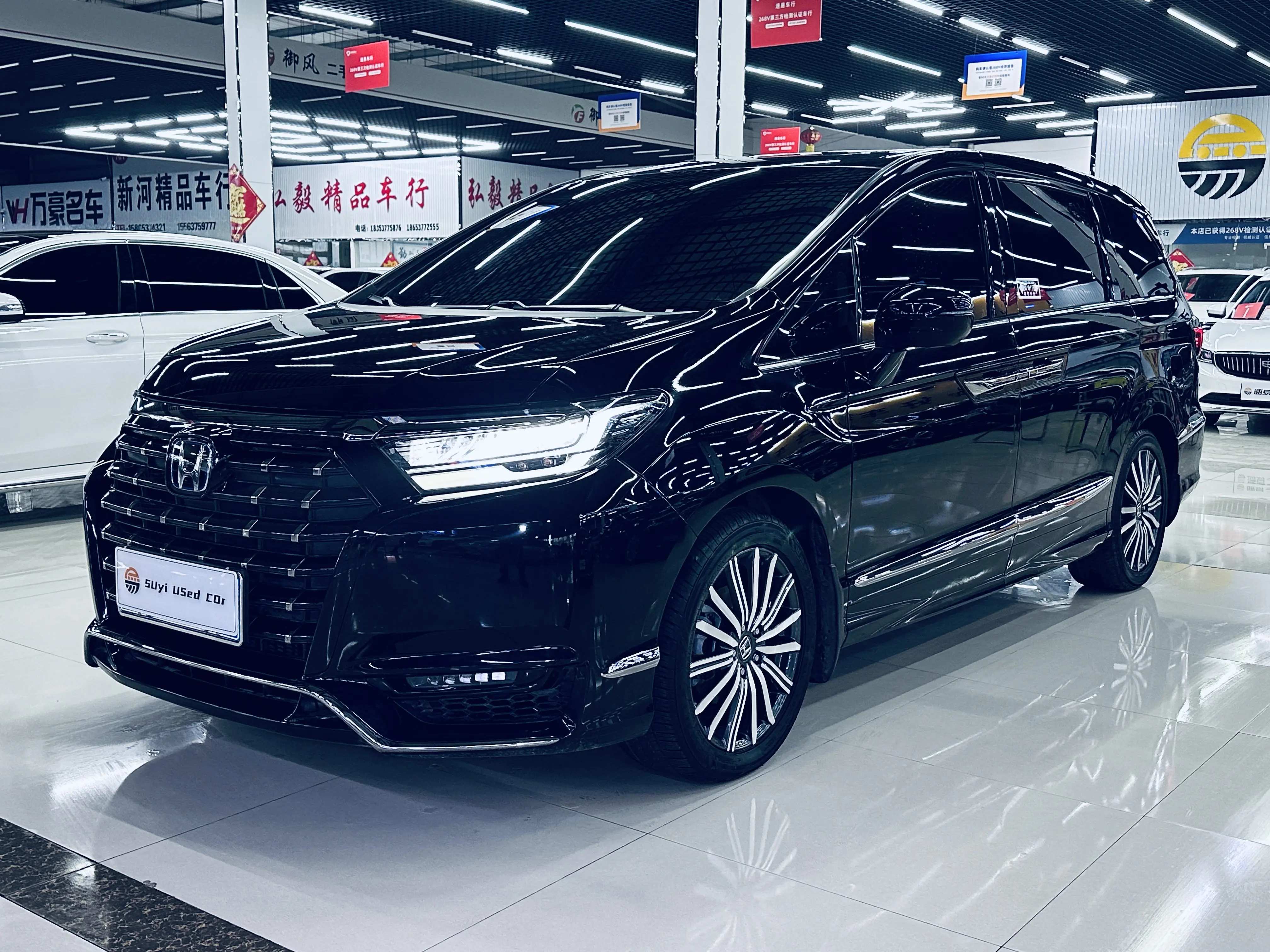 Honda Elysion (Alison)  из Китая