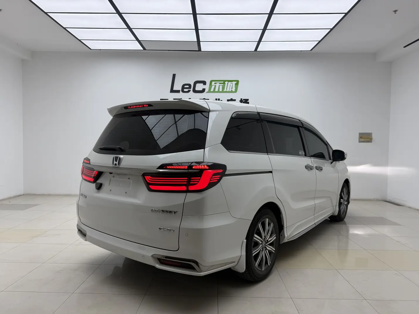 Honda Odyssey  из Китая