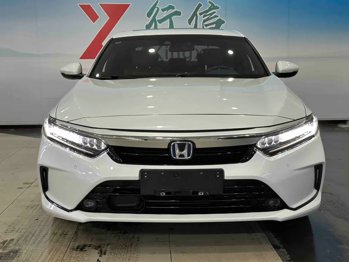 Honda Inspire (Yingshipai)  из Китая