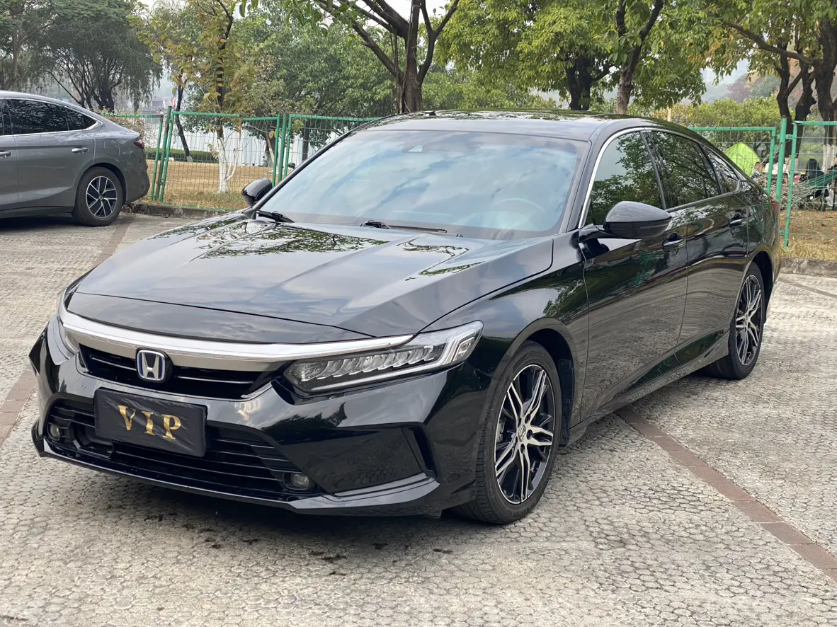 Honda Inspire (Yingshipai)  из Китая