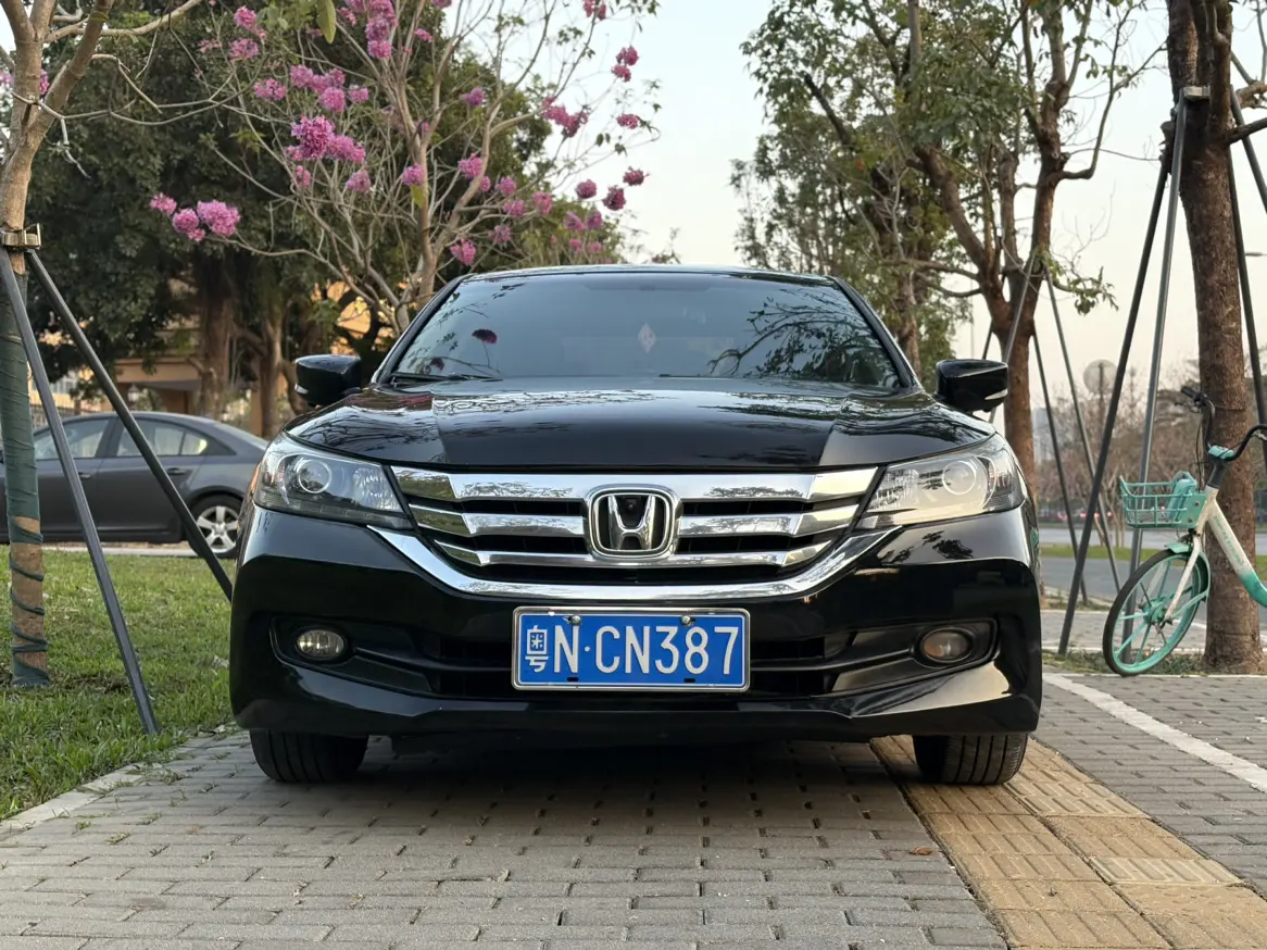 Honda Accord  из Китая