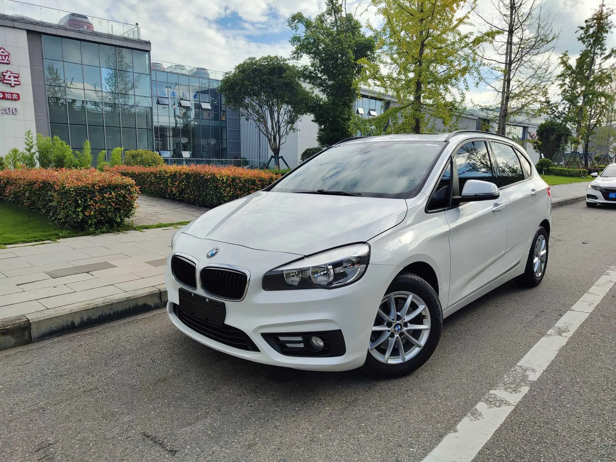 BMW 2 Series Active Tourer  из Китая