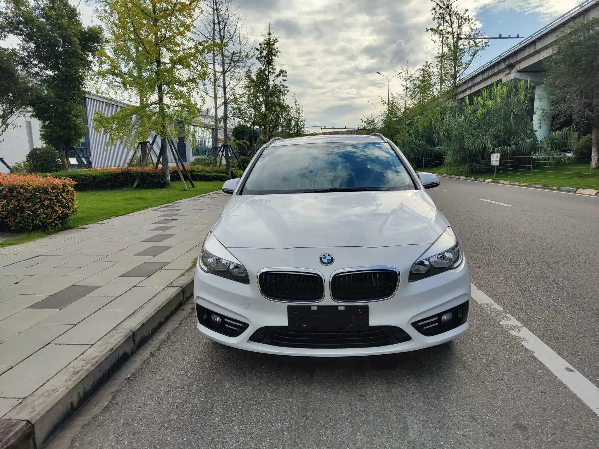 BMW 2 Series Active Tourer  из Китая