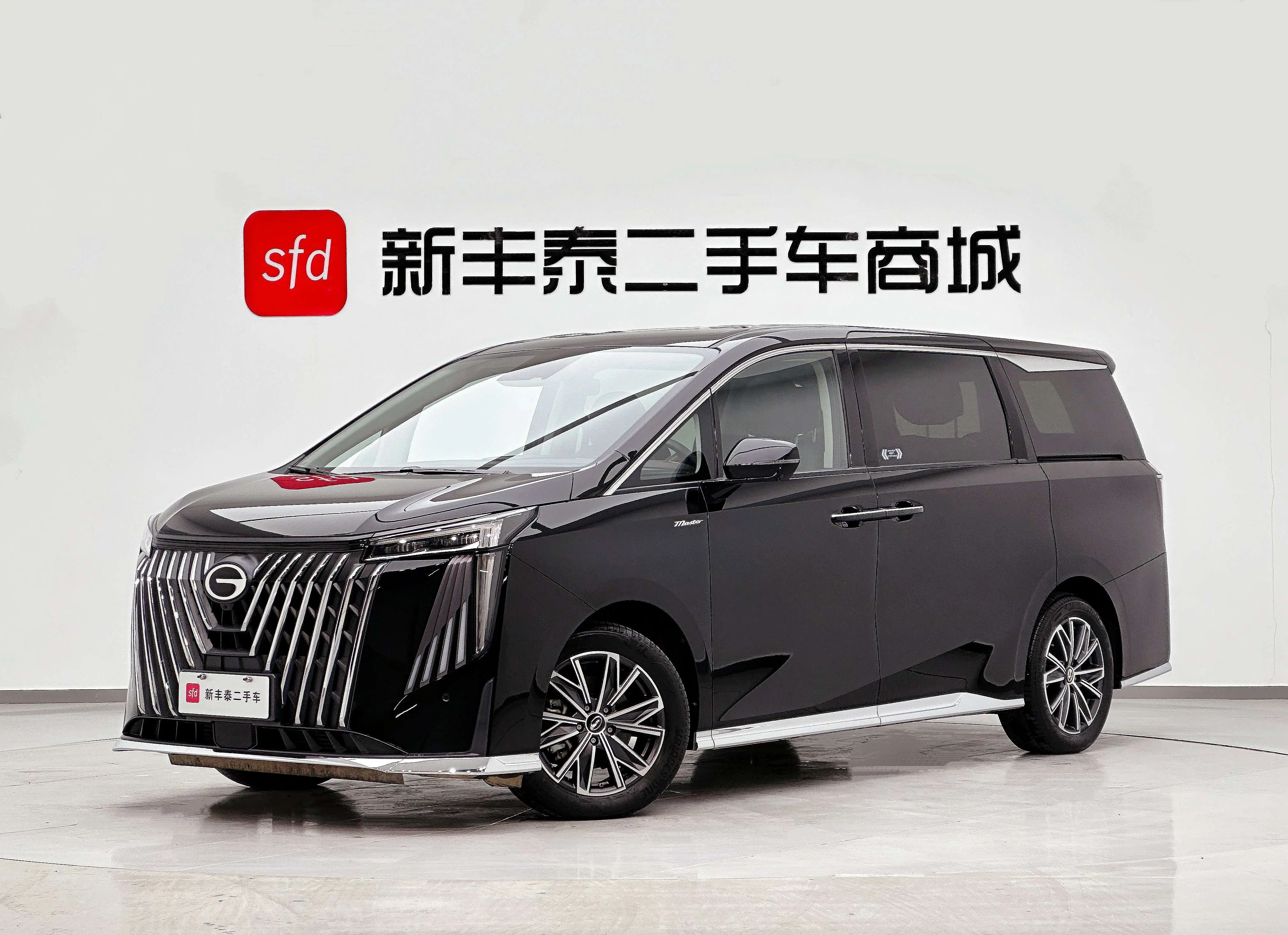 GAC Trumpchi M8  из Китая