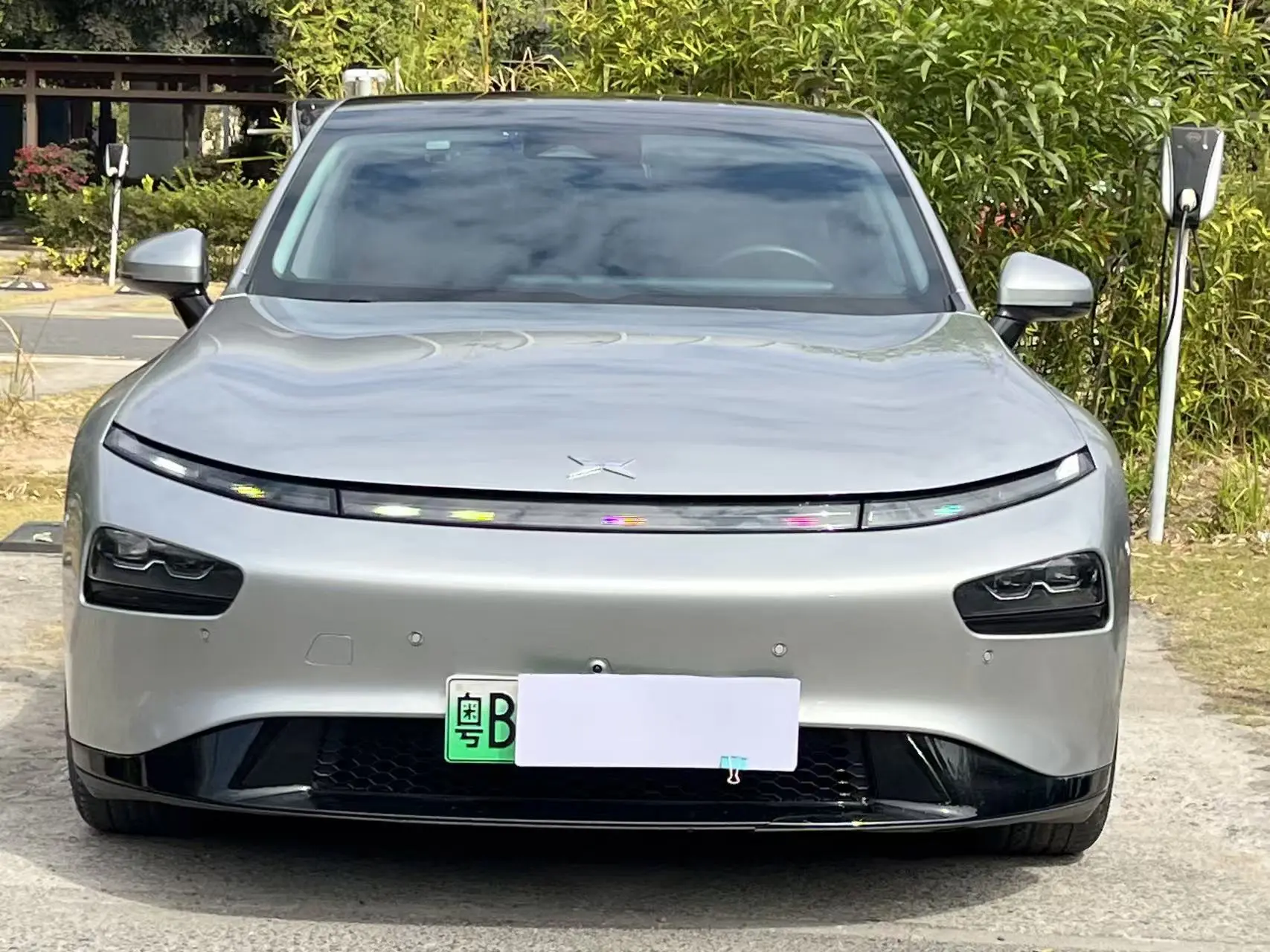 Xpeng P7  из Китая