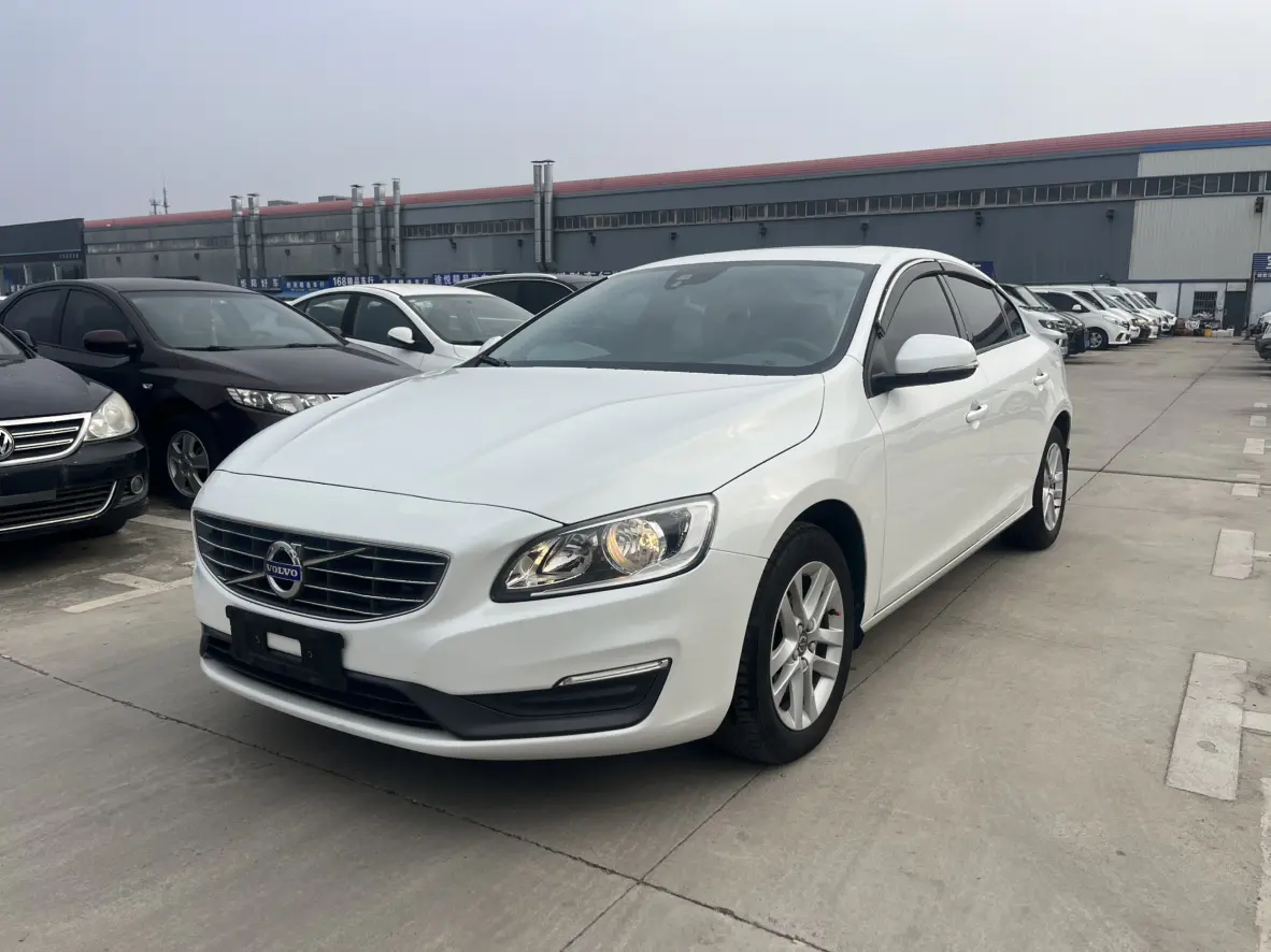Volvo S60