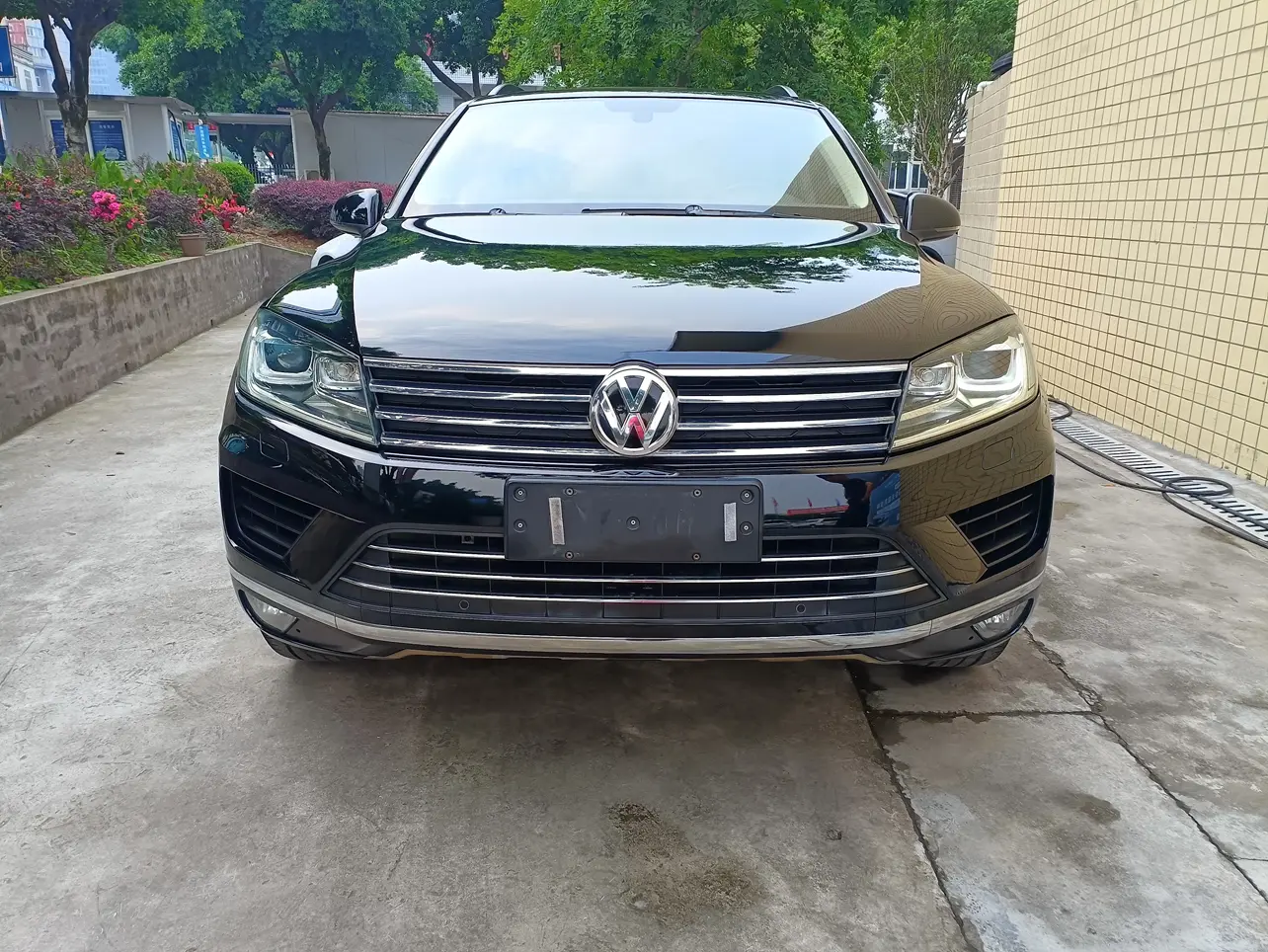 Volkswagen Touareg  из Китая