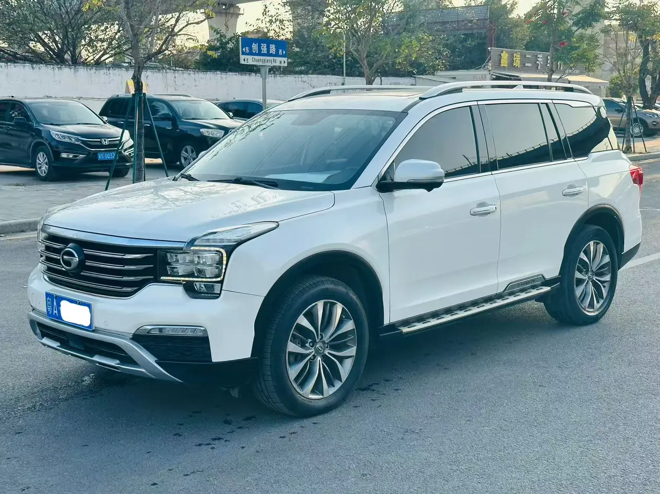 GAC Trumpchi GS8  из Китая