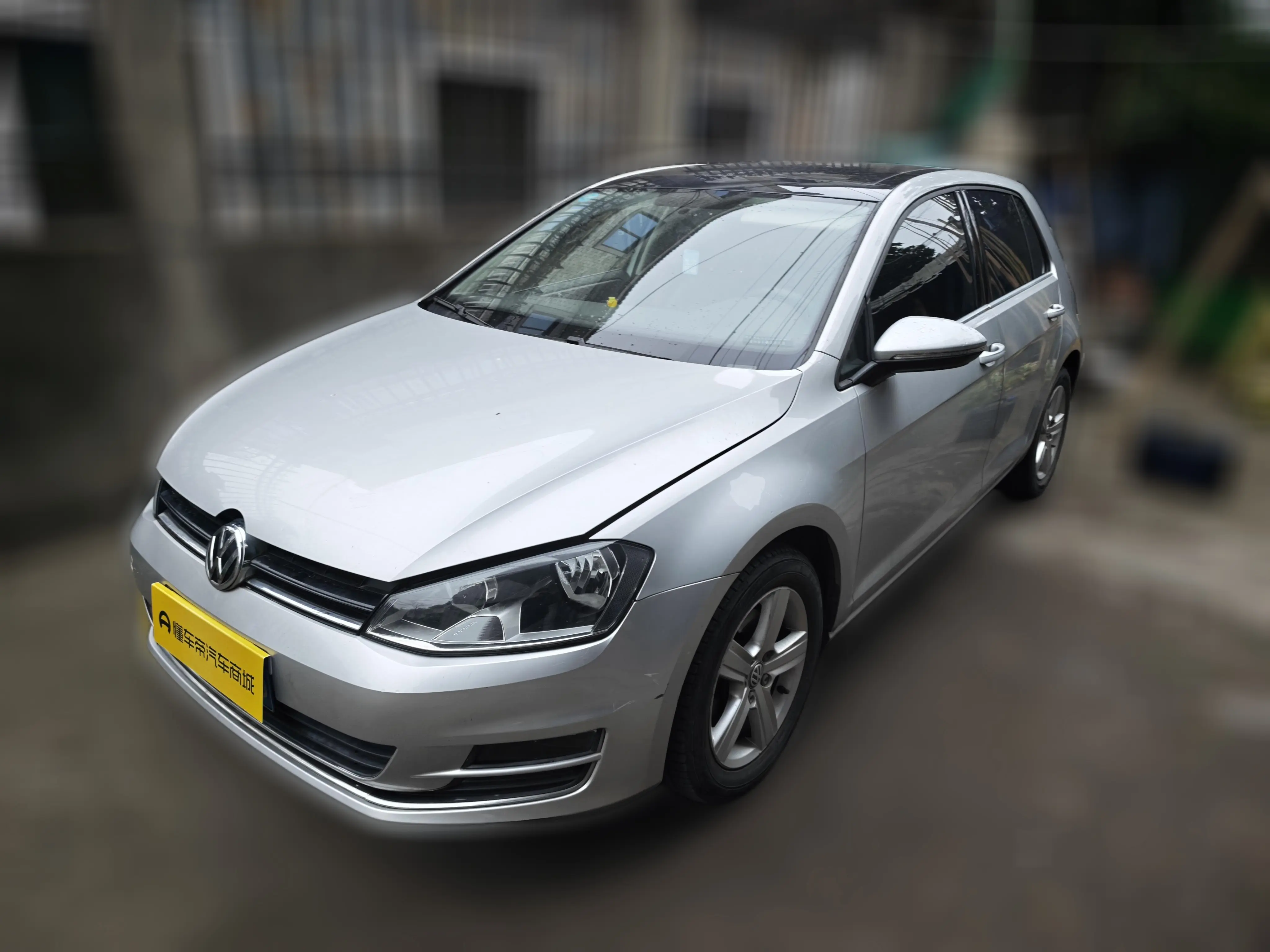 Volkswagen Golf  из Китая