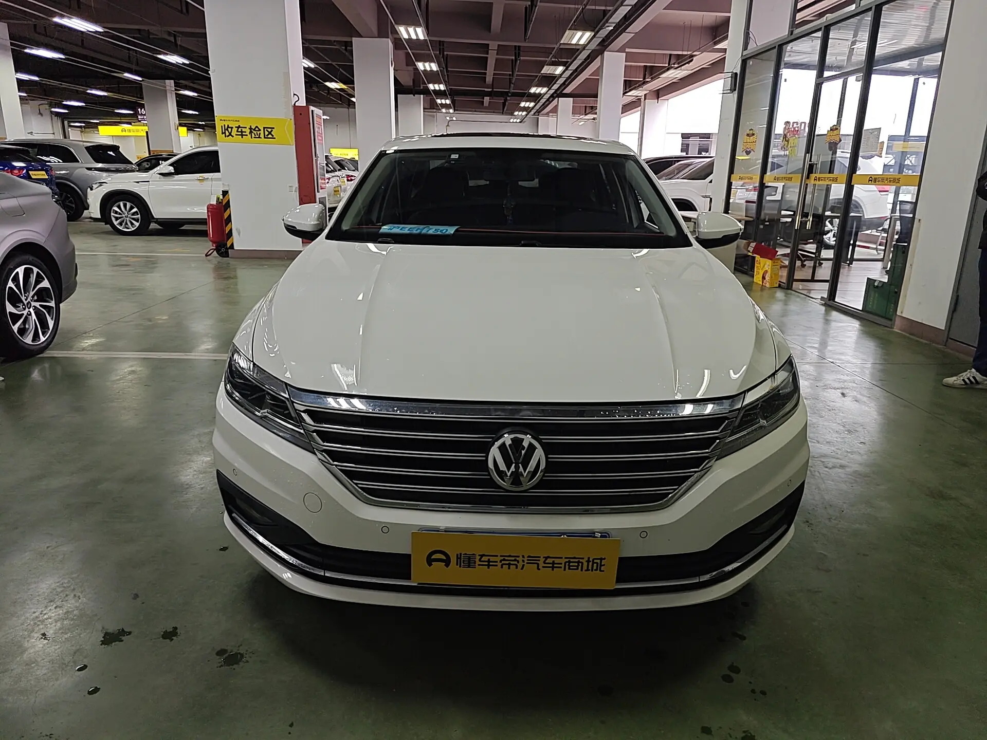 Volkswagen Lavida  из Китая