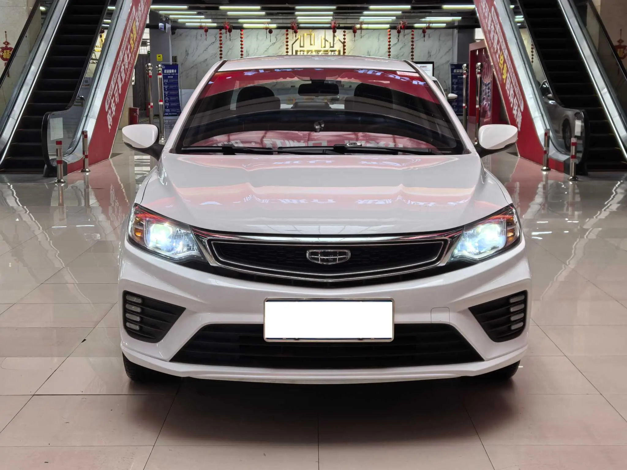 Geely Vision  из Китая