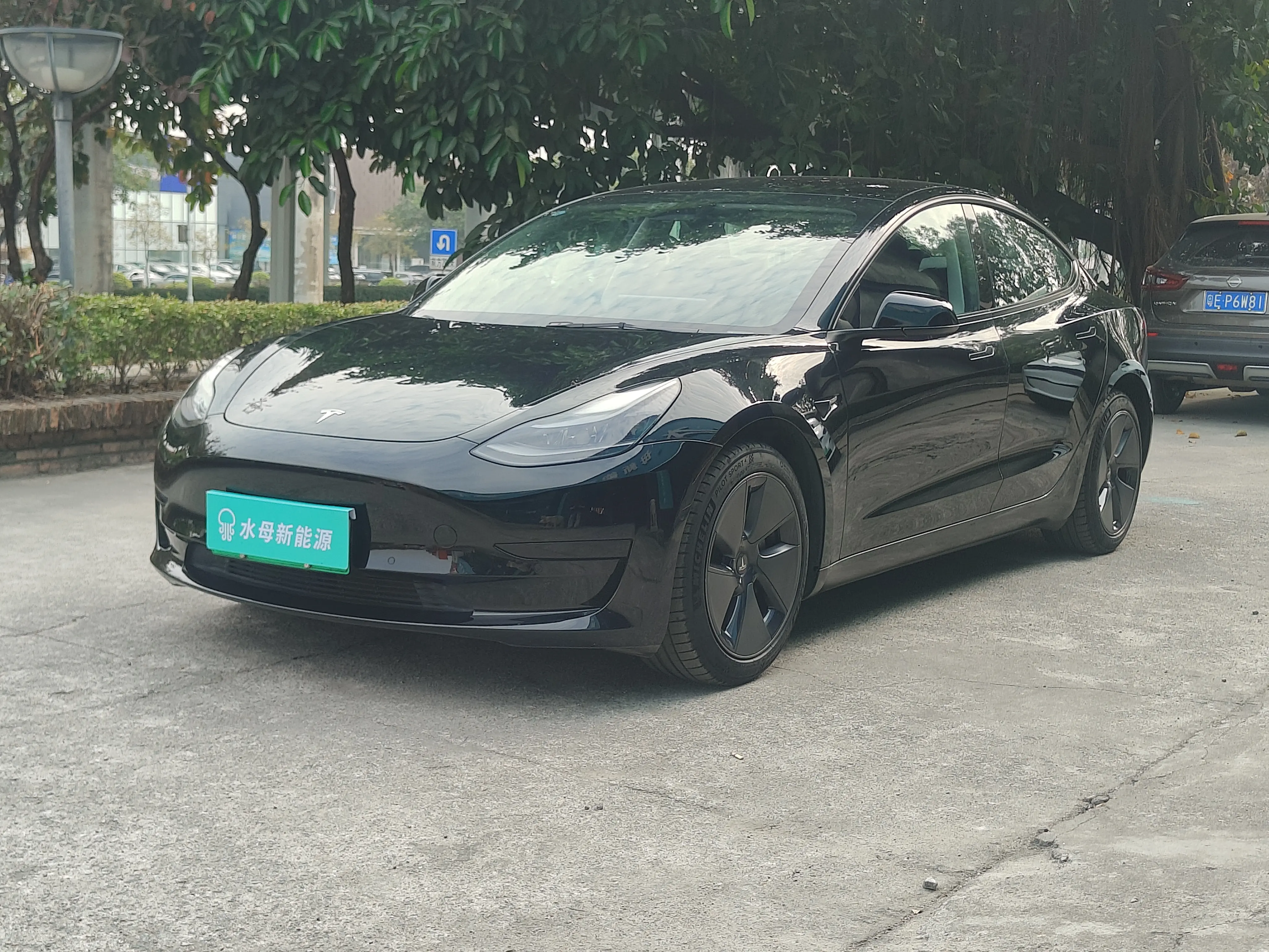 Tesla Model 3  из Китая