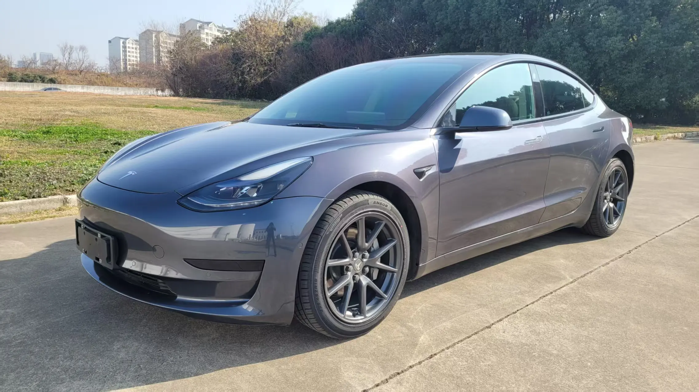 Tesla Model 3  из Китая