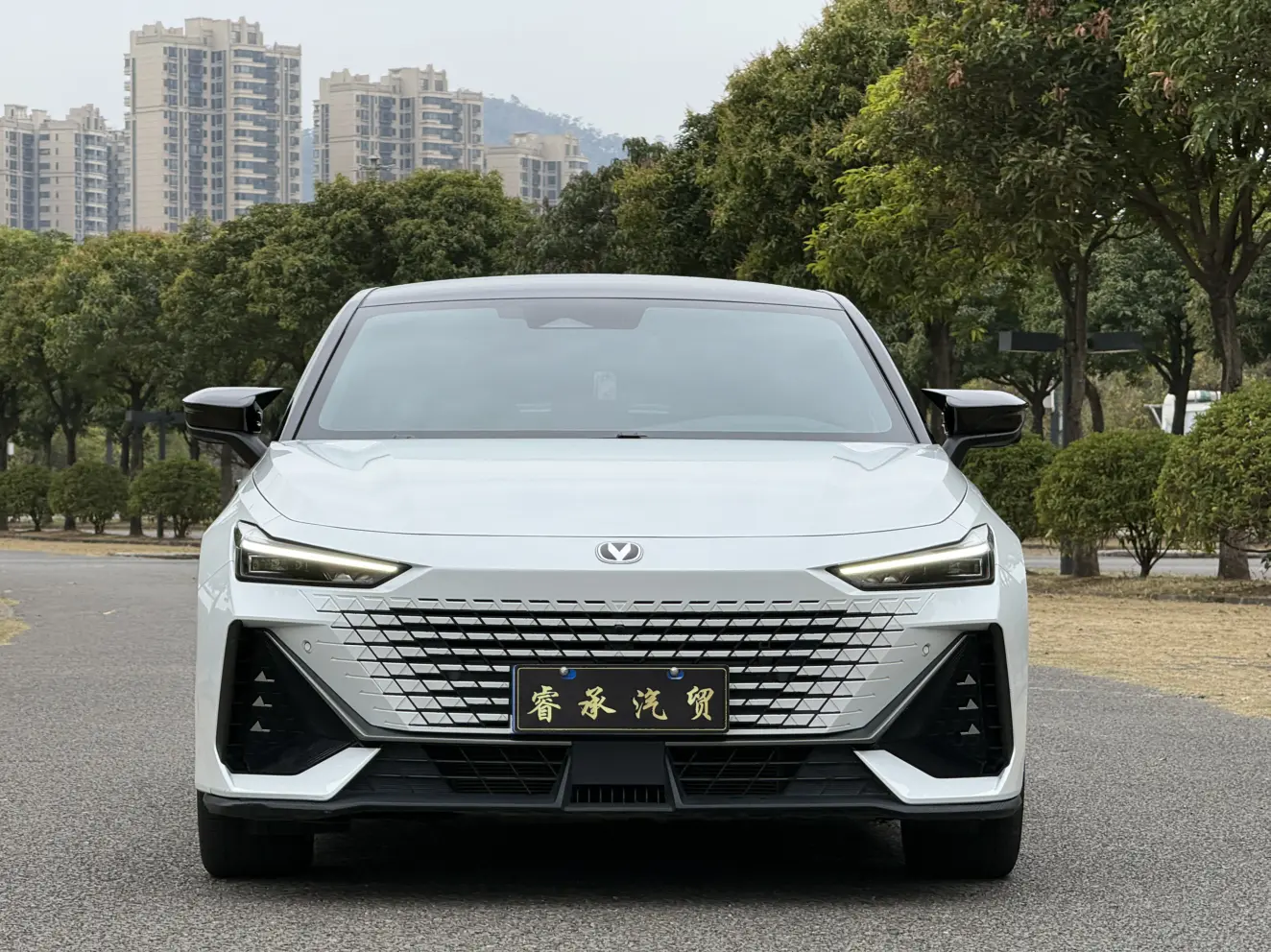 Changan UNI-V  из Китая