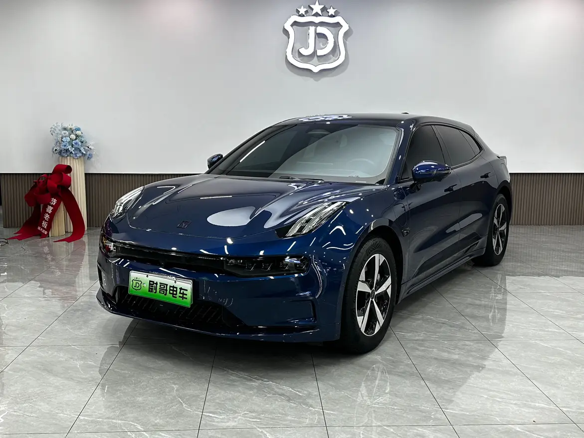 ZEEKR 001  из Китая