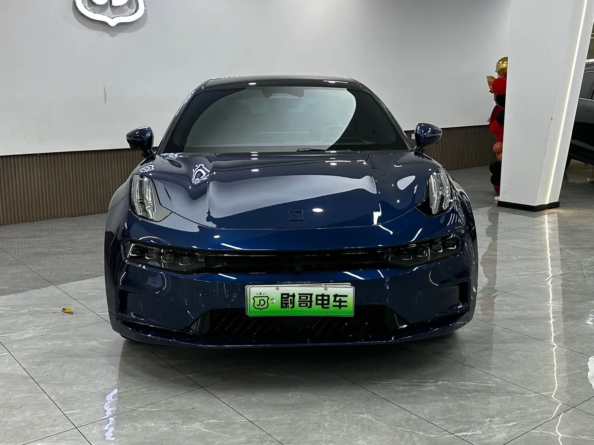 ZEEKR 001  из Китая