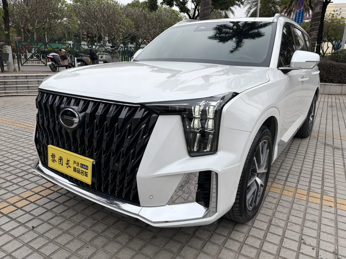 GAC Trumpchi GS8  из Китая