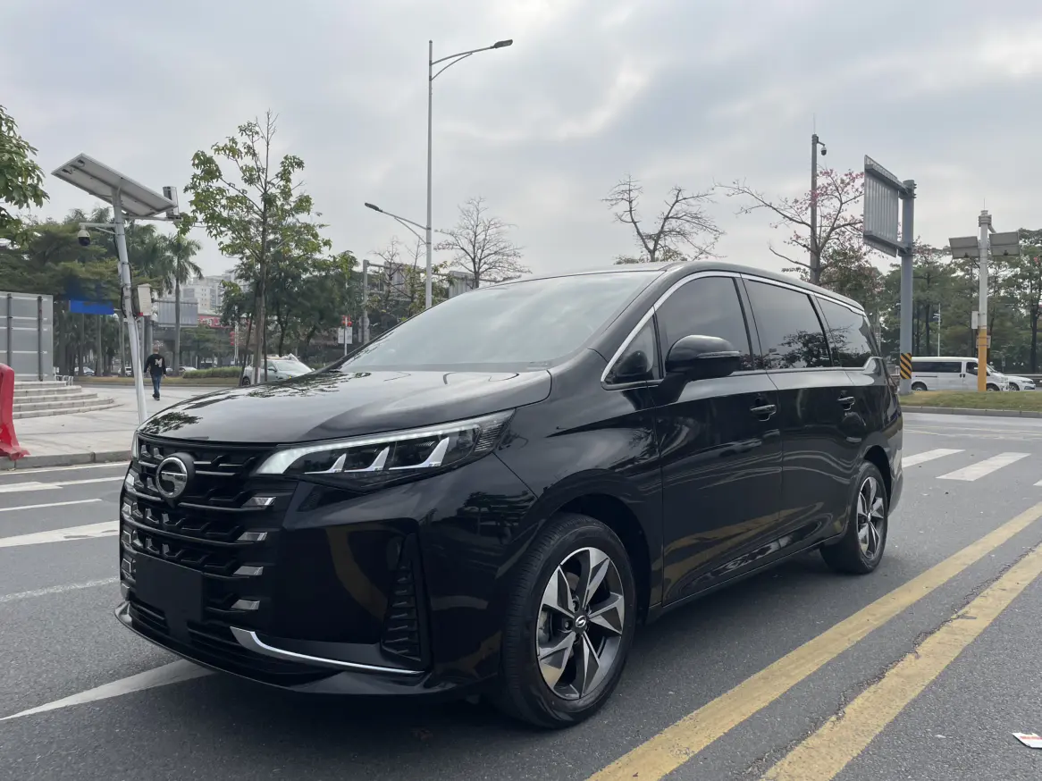 GAC Trumpchi M6  из Китая