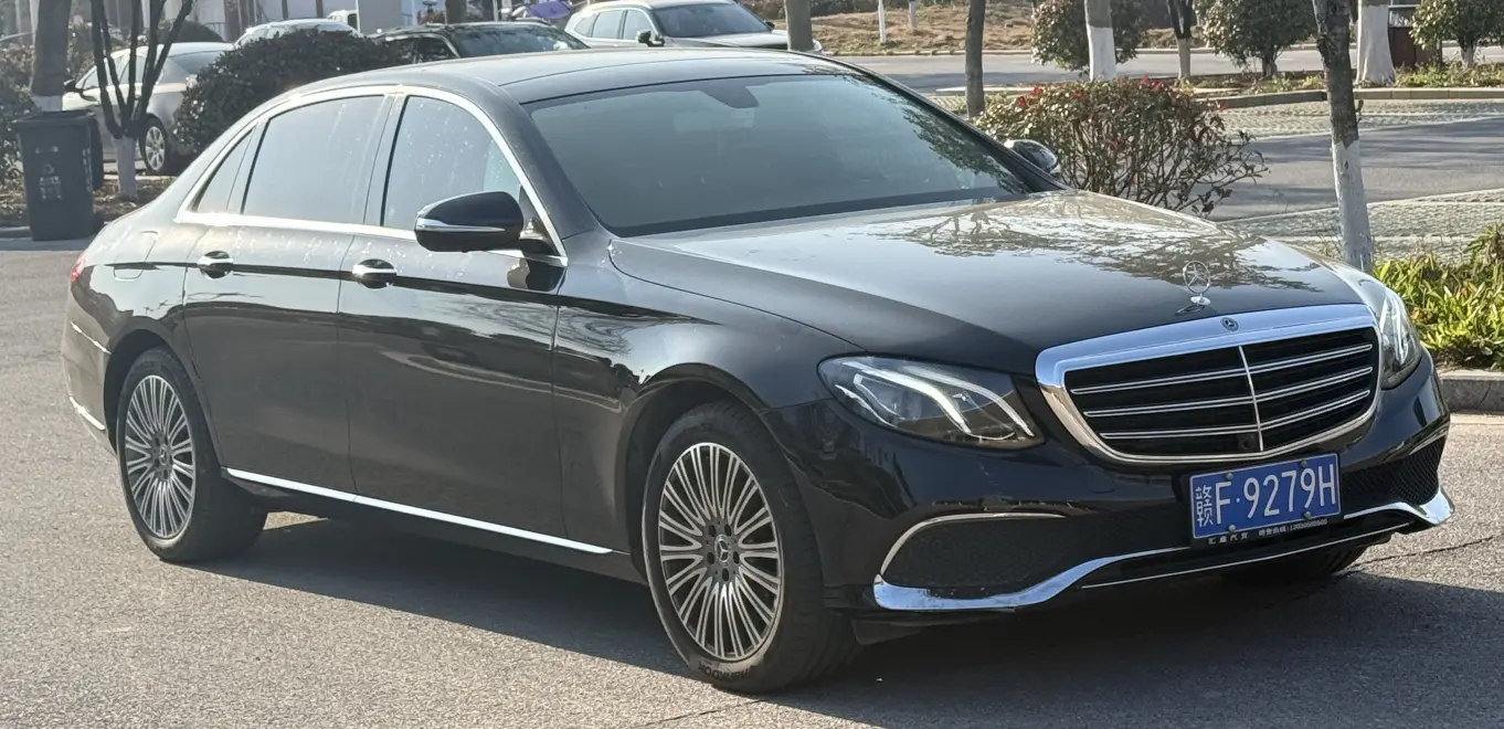 Mercedes-Benz E-Class  из Китая