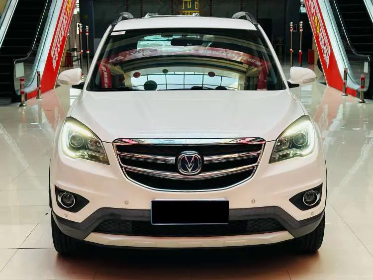 Changan CS35  из Китая