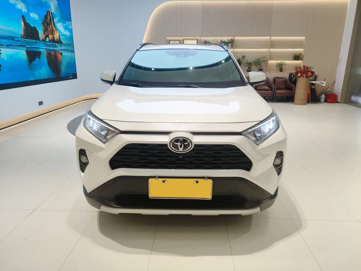 Toyota RAV4  из Китая