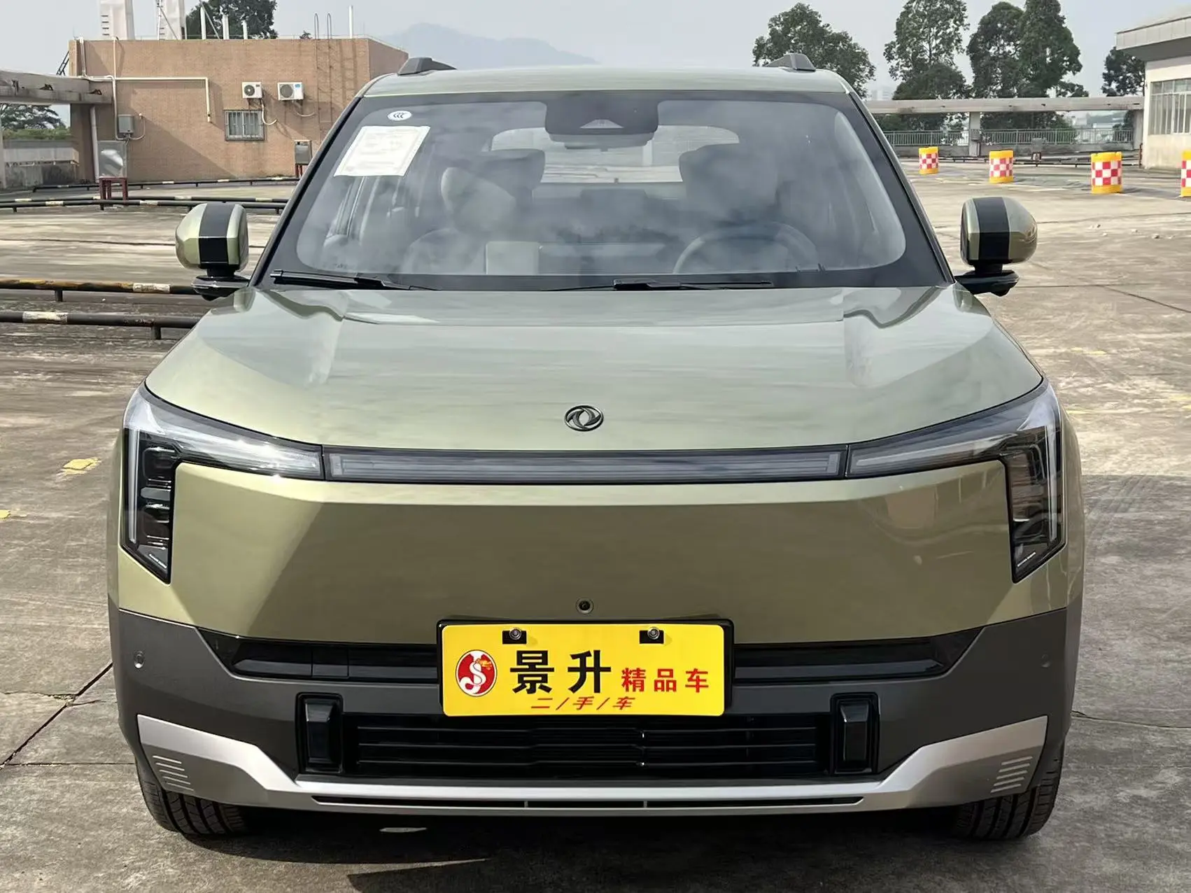 Dongfeng Nano 06  из Китая