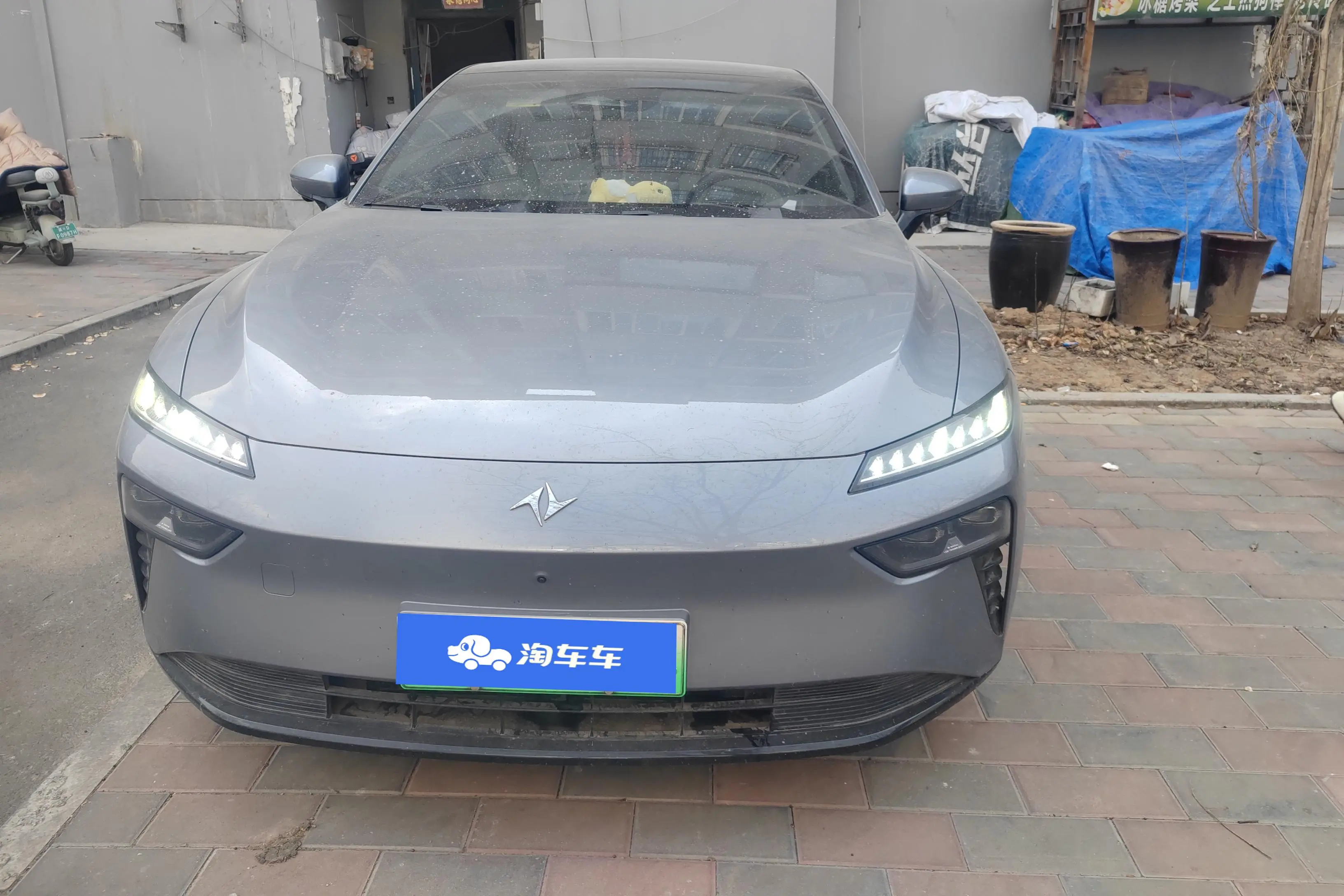 Dongfeng Eπ007  из Китая