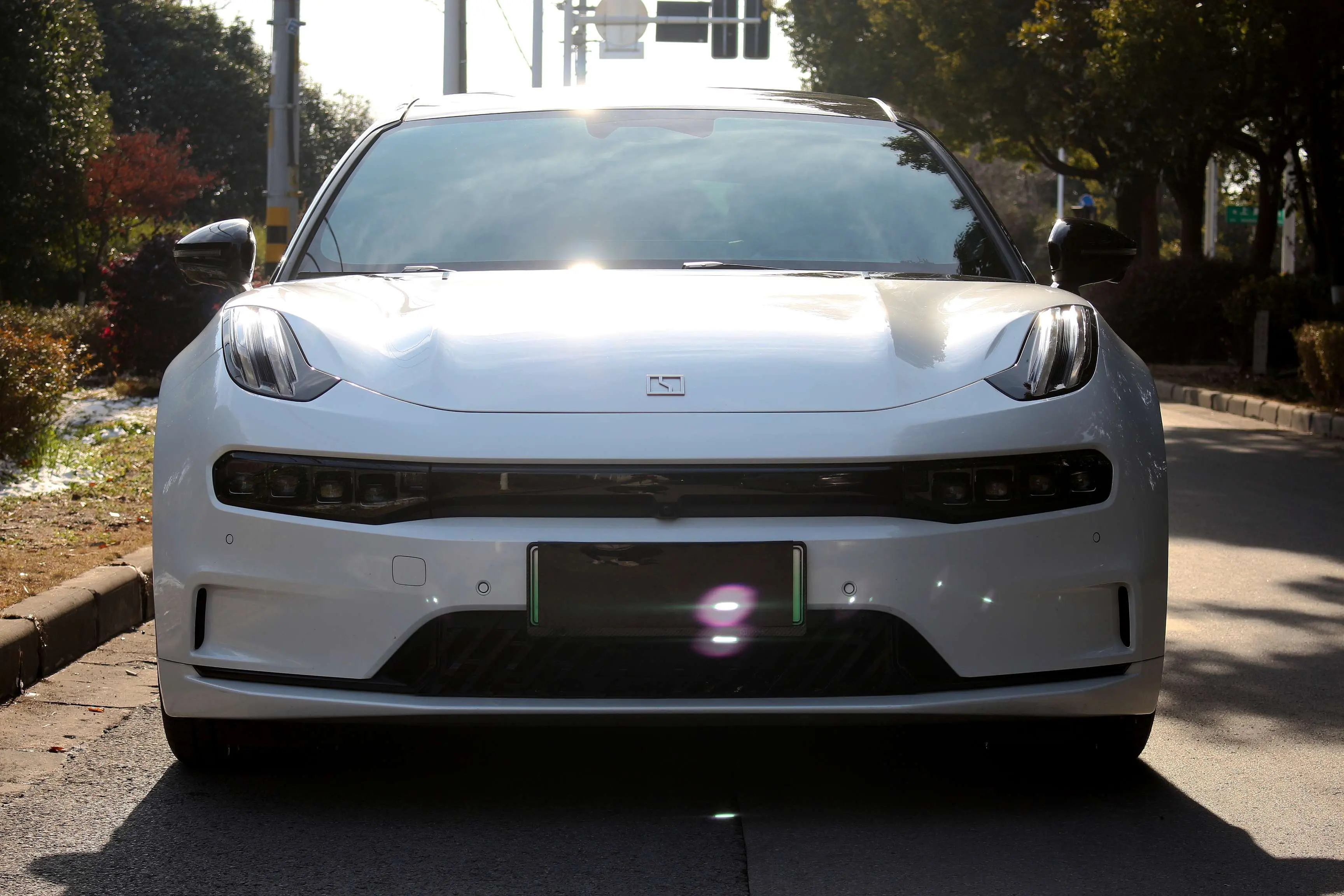 ZEEKR 001  из Китая