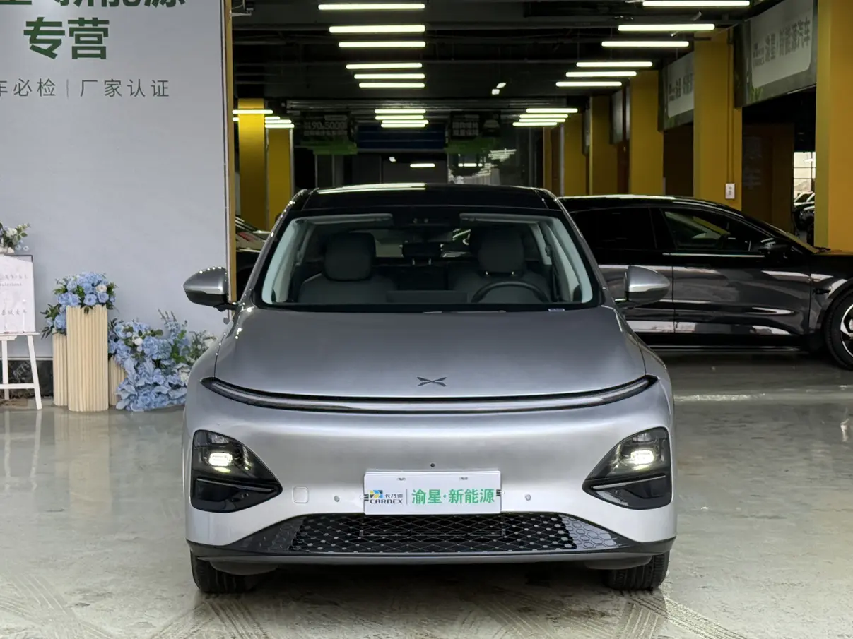 Xpeng G6  из Китая