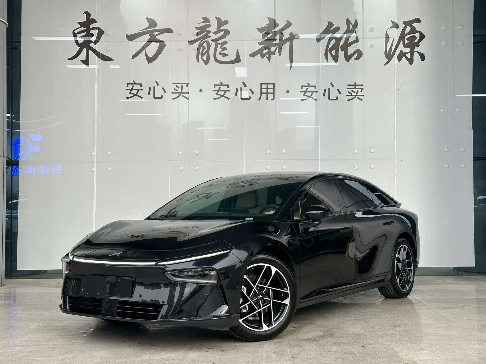 Xpeng P7+  из Китая