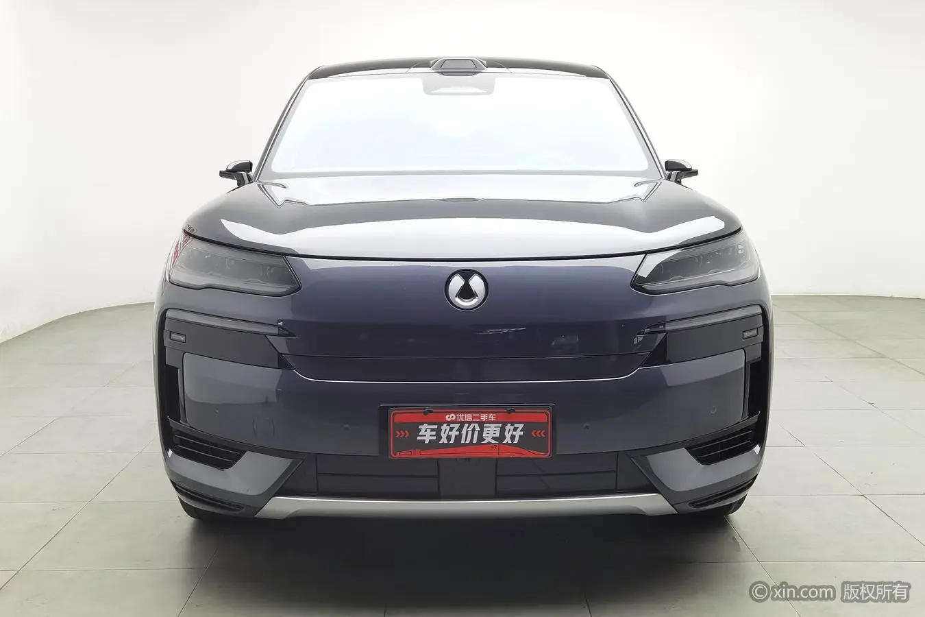 Denza Tengzhong N9 DM  из Китая