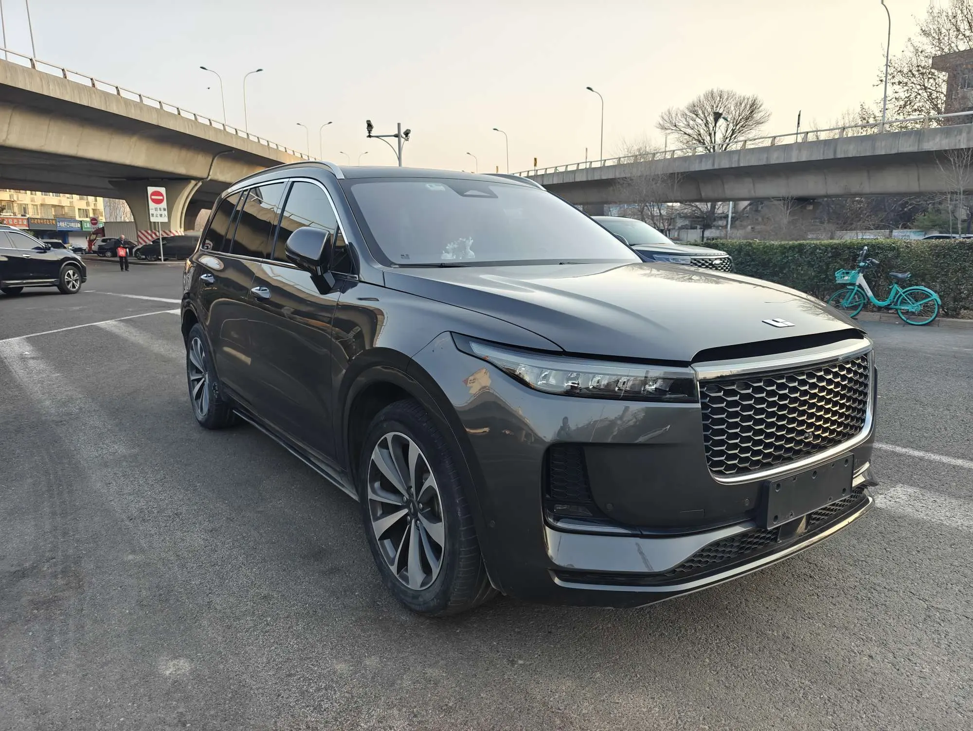 Lixiang ONE