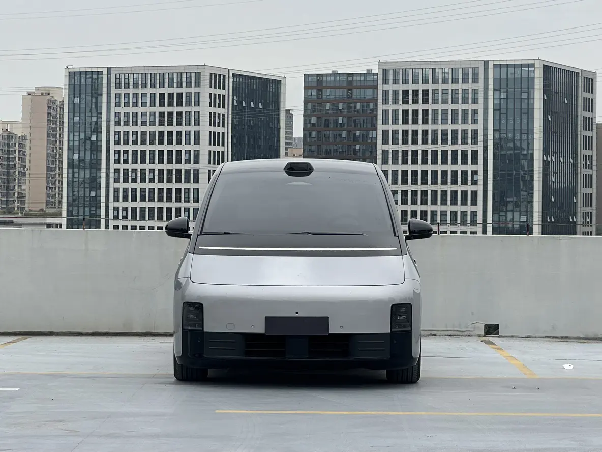 Li MEGA (Ideal MEGA)  из Китая