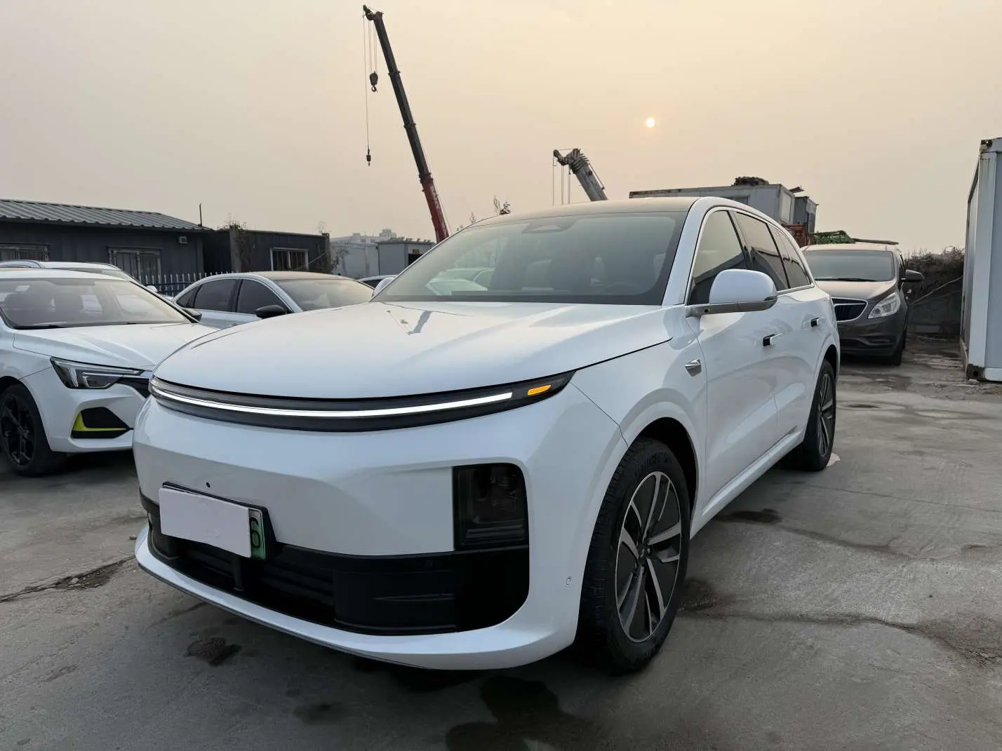 Li L6 (Ideal L6)  из Китая