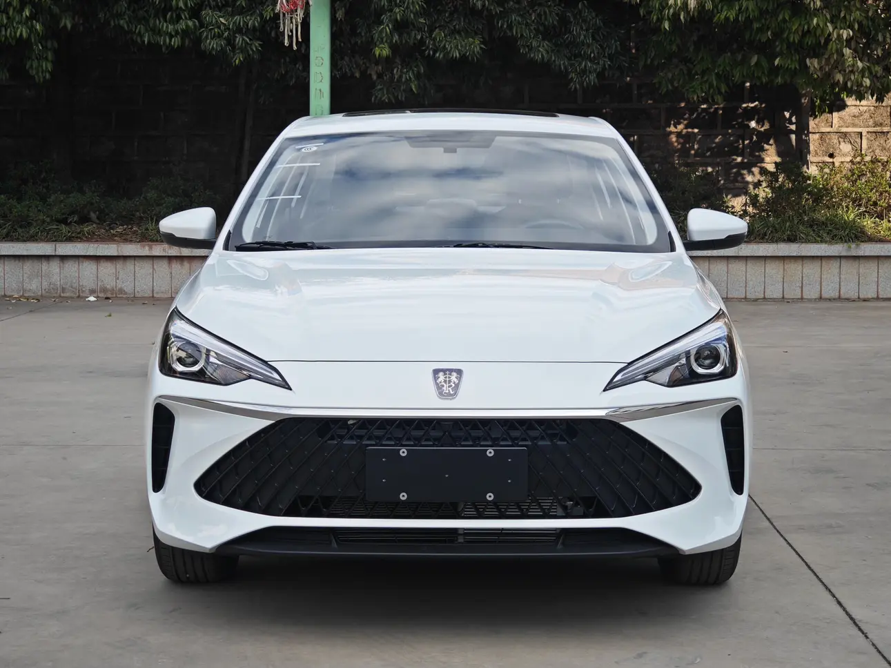 Roewe i5  из Китая