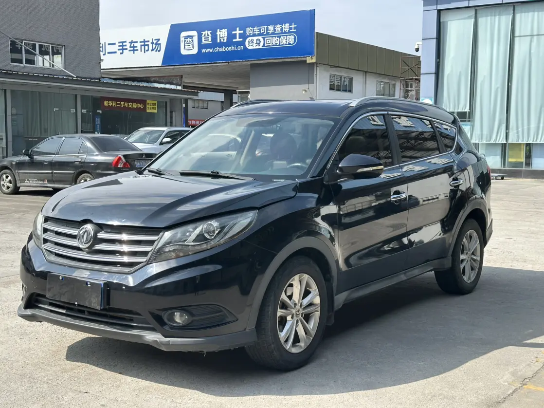 Dongfeng Fengon 580  из Китая