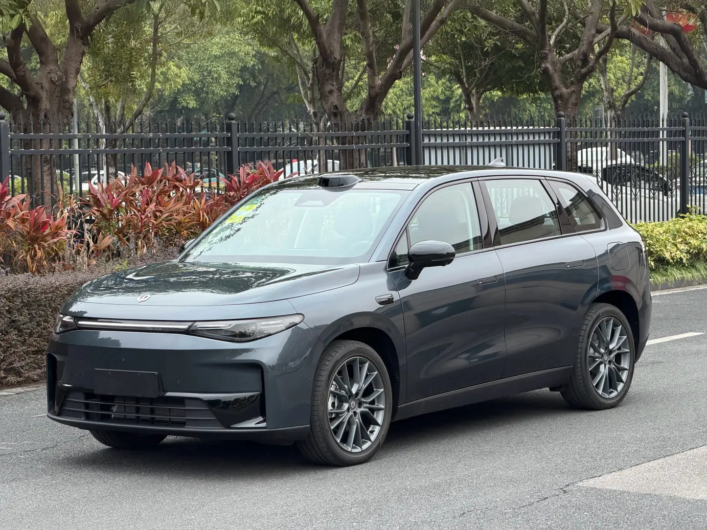 Leapmotor Zero running C10  из Китая