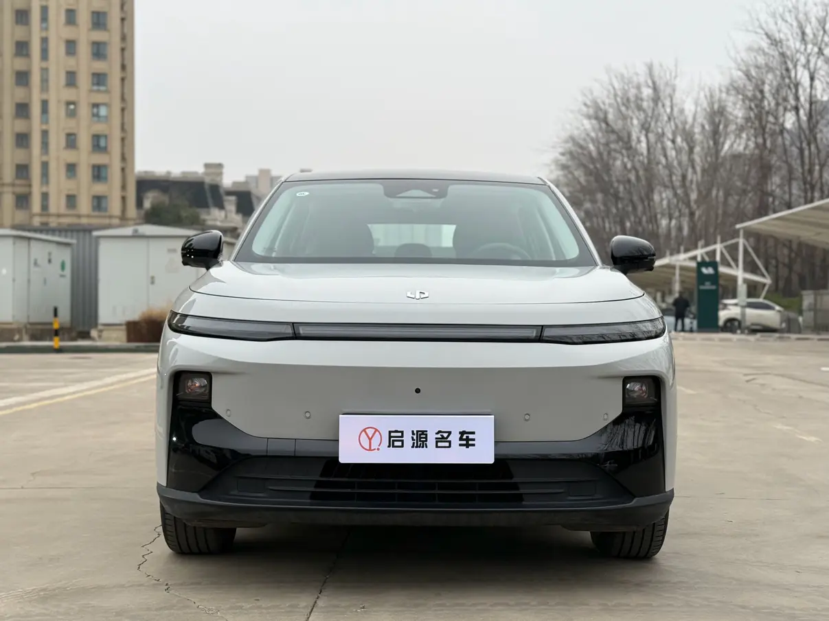 Leapmotor B10  из Китая