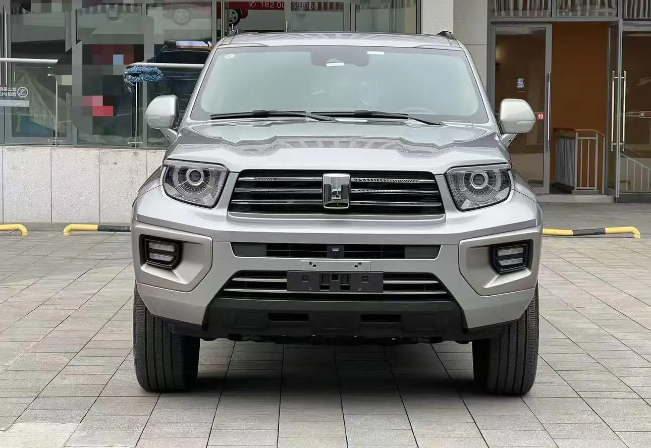 Tank 700 Hi4-T  из Китая