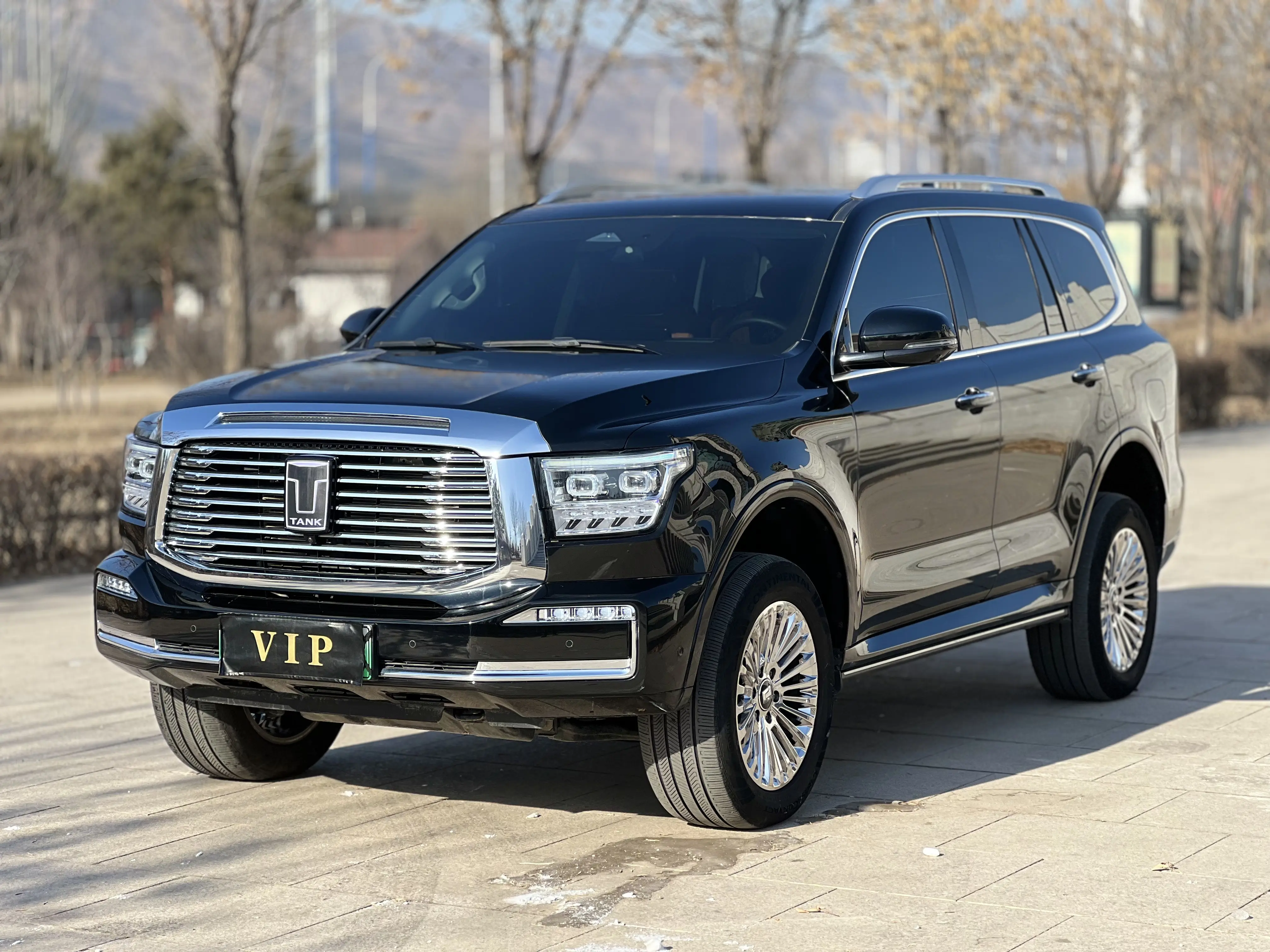 Tank 500 Hi4-T  из Китая