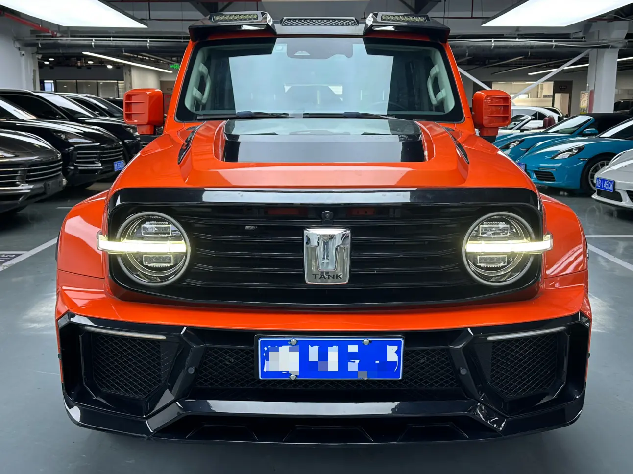 Tank 300  из Китая