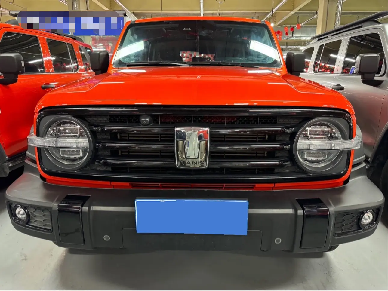 Tank 300  из Китая