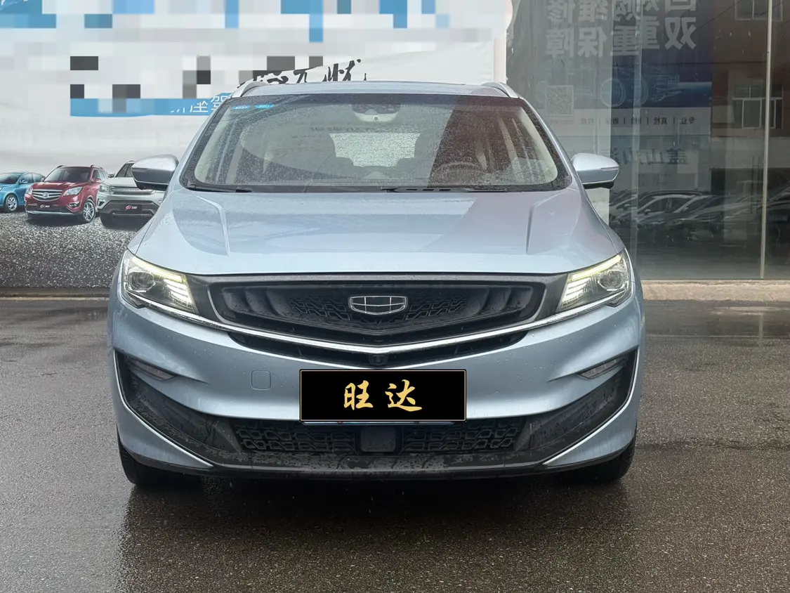 Geely Jiaji  из Китая