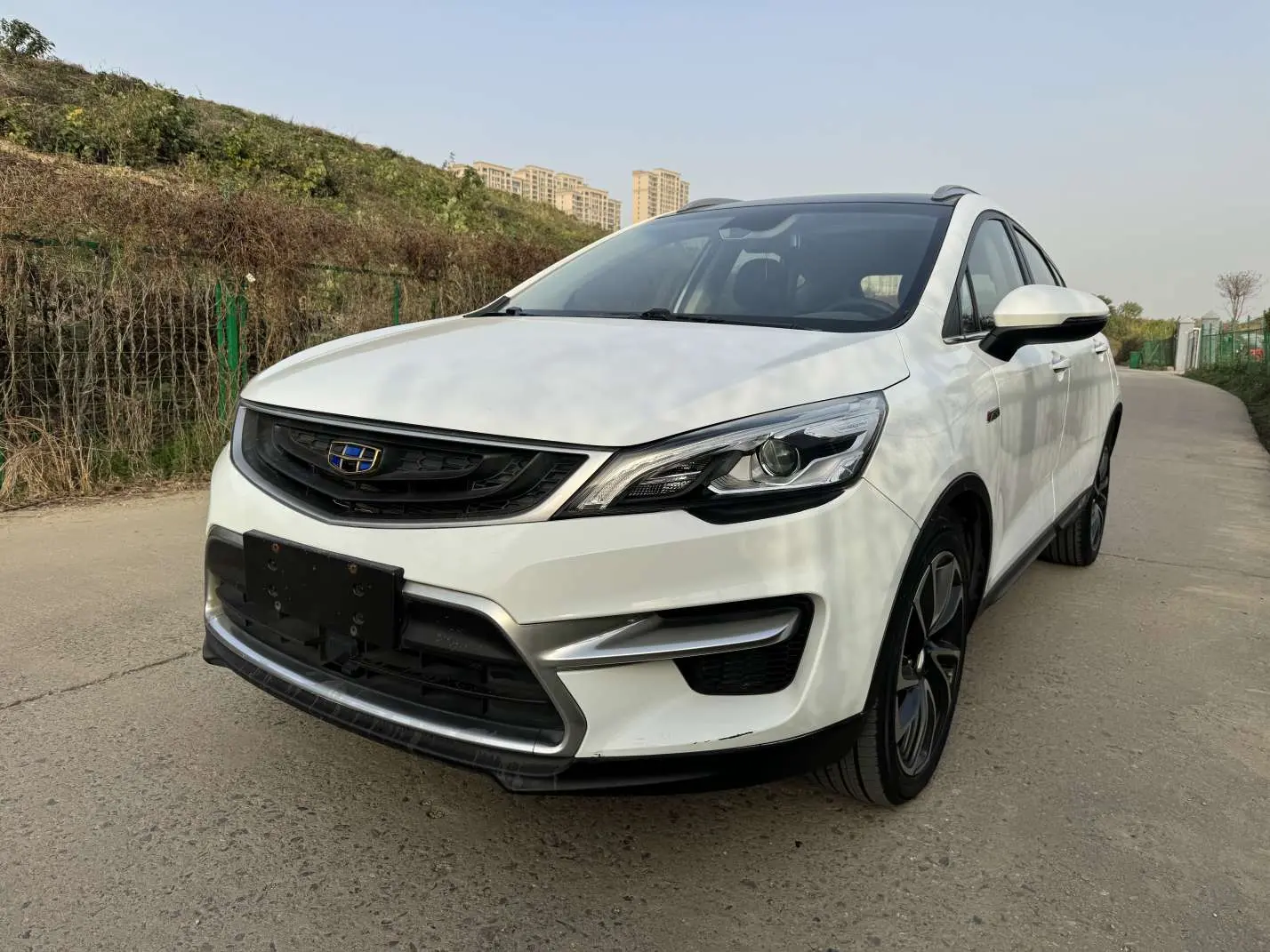 Geely Emgrand GS  из Китая